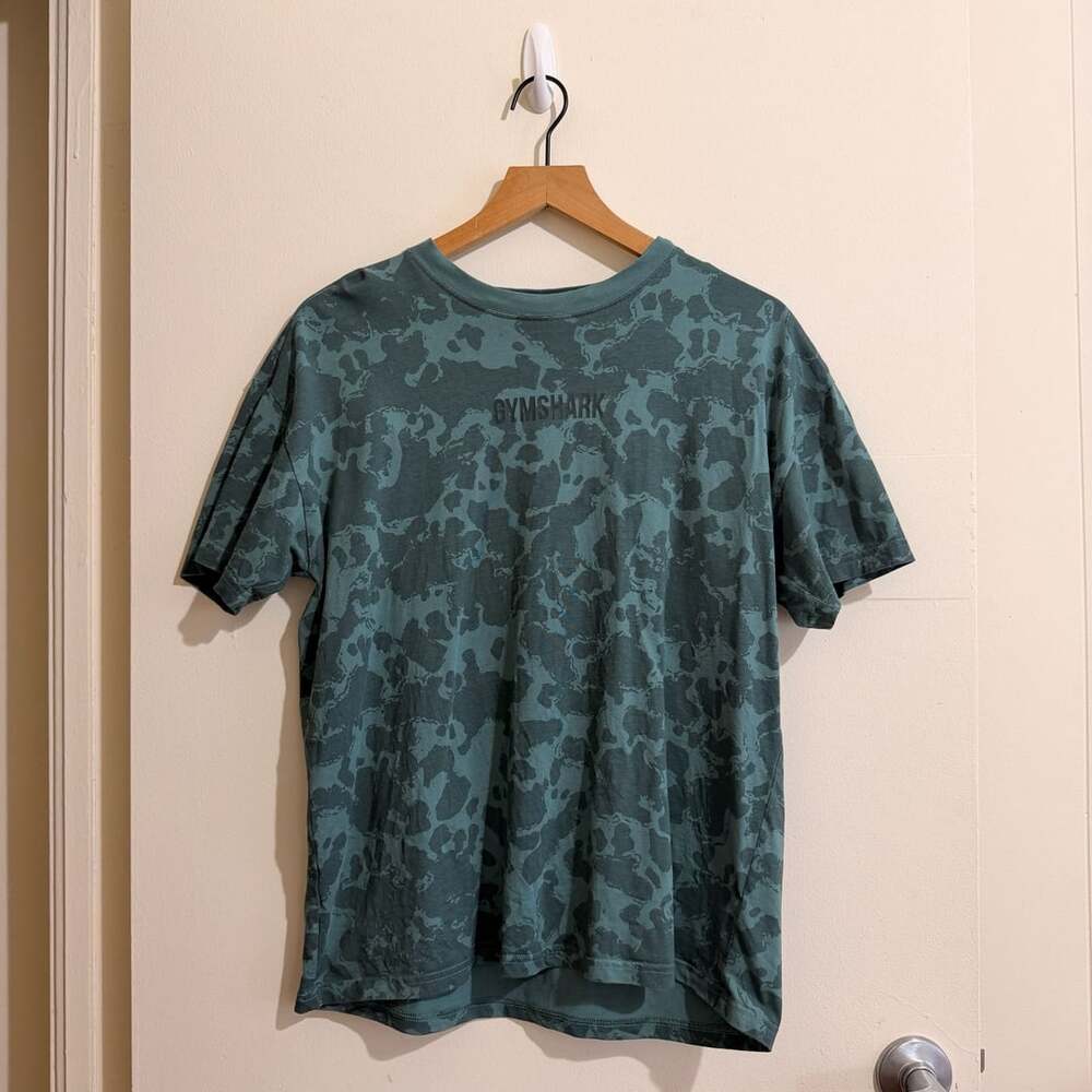 Gymshark Oversized T-Shirt Size S Green Camo Print